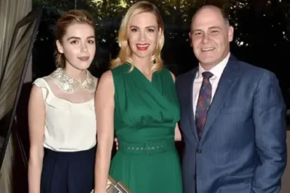 Erin Ann Shipka with her daughter Kiernan Shipka at a family-friendly event